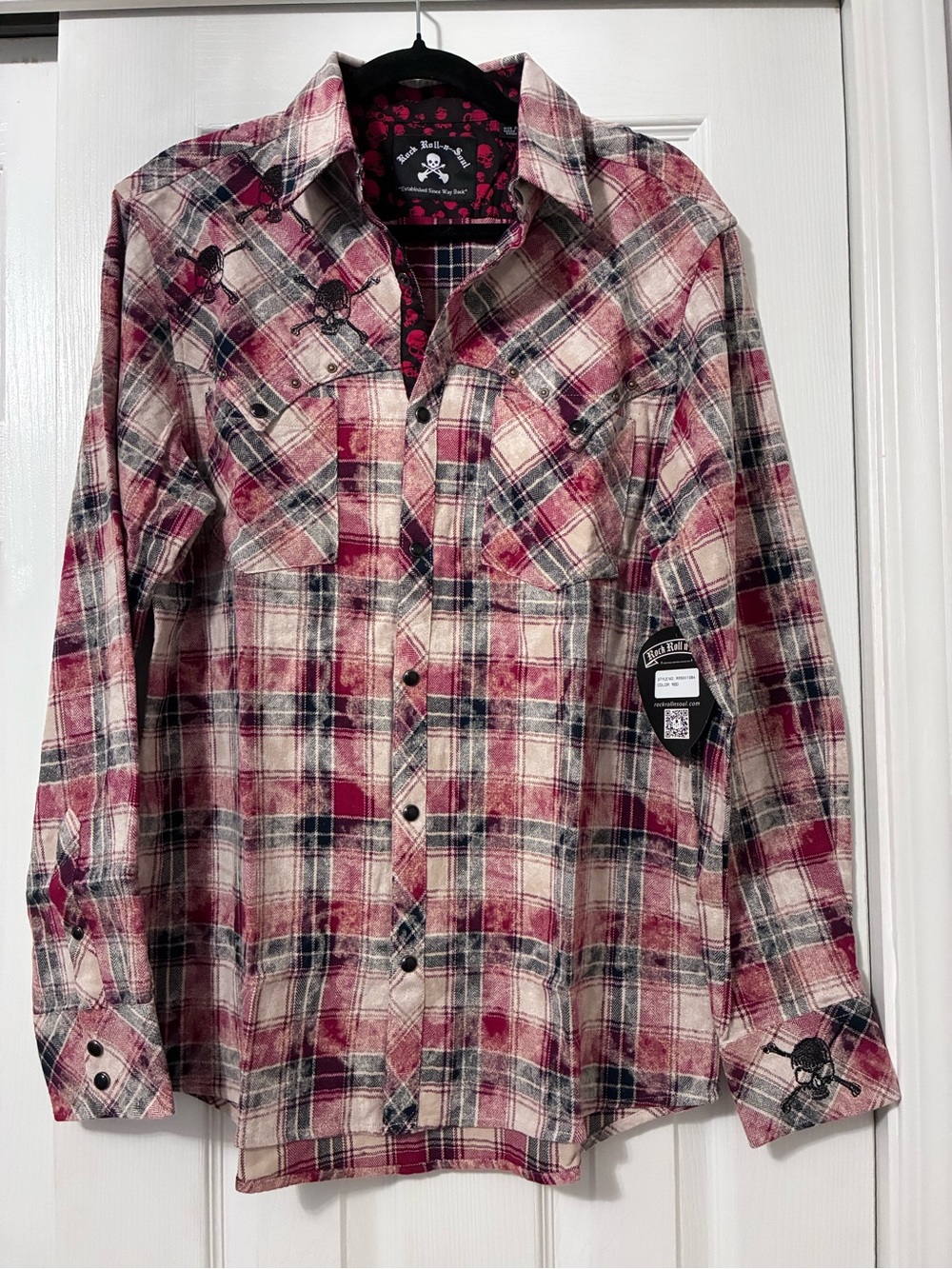 NWT Rock Roll-n-Soul Men's Red Plaid Long-Sleeve Button-Up Shirt